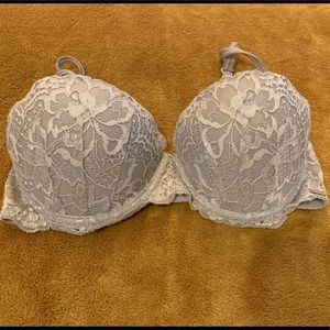 Victoria’s Secret Pink 32 C